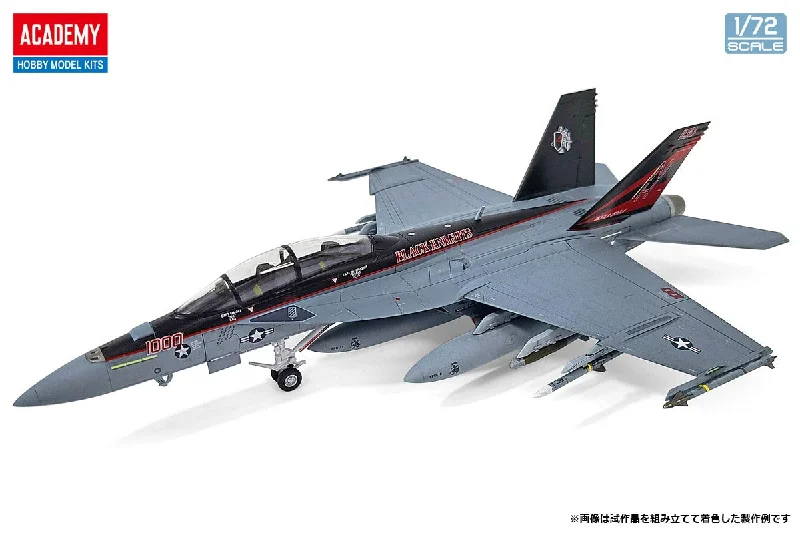 1/72 USN F/A-18F “VFA-154 Black Knights”