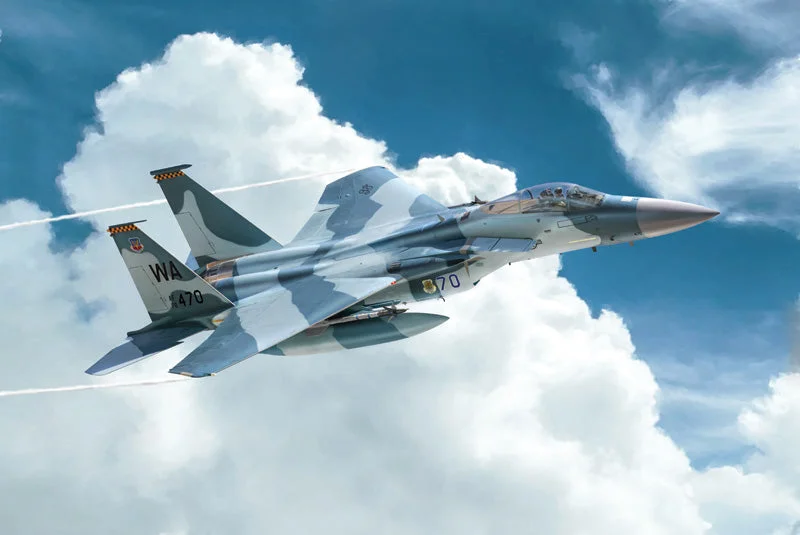 F-15C EAGLE (1/72nd Scale) Plastic Military Aircraft Model Kit