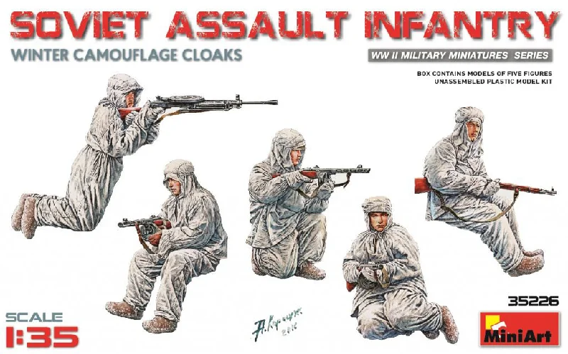 Soviet assault Infantry in Winter Camouflage Cloaks (1/35 Scale) Figure Model Kits